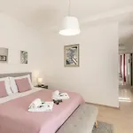 Polai Center * Pula