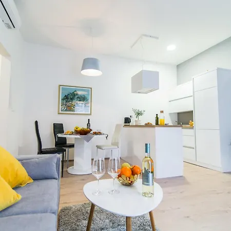 Polai Center Apartment