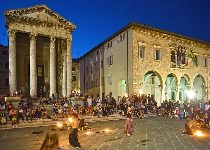 Polai Center * Pula